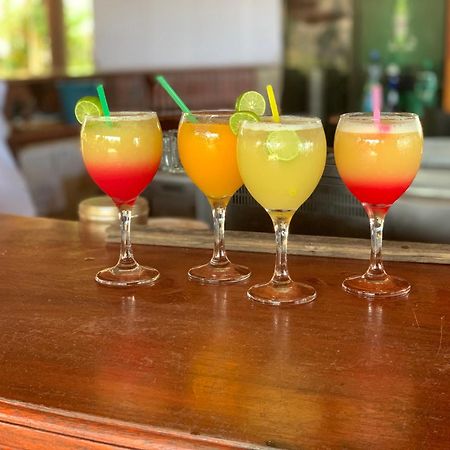 Marcelo Beach Club Ломе Екстериор снимка